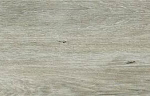 Azulejo porcelánico imitación madera en tonos gris claro, veta natural