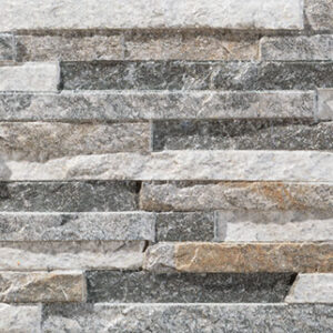 Revestimiento cerámico imitación piedra en lamas grises y beige