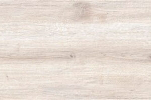 Azulejo efecto madera claro en lamas horizontales con vetas y nudos sutiles