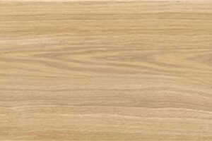 Lámina cerámica efecto madera roble claro con vetas horizontales