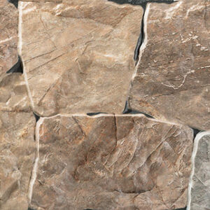 Revestimiento cerámico imitación piedra con piezas irregulares beige y gris