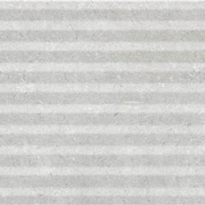 Azulejo cerámico gris con bandas horizontales y textura rugosa tipo hormigón.