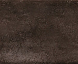 Azulejo cerámico rectangular oscuro con brillo irregular y textura envejecida