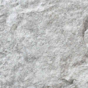 Ordesa-Perla-12,5x25 Revestimiento cerámico efecto piedra rugosa en gris claro