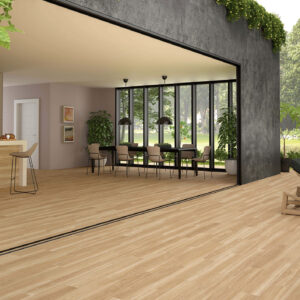 Showroom de pavimento cerámico efecto madera con cocina, comedor y terraza abierta