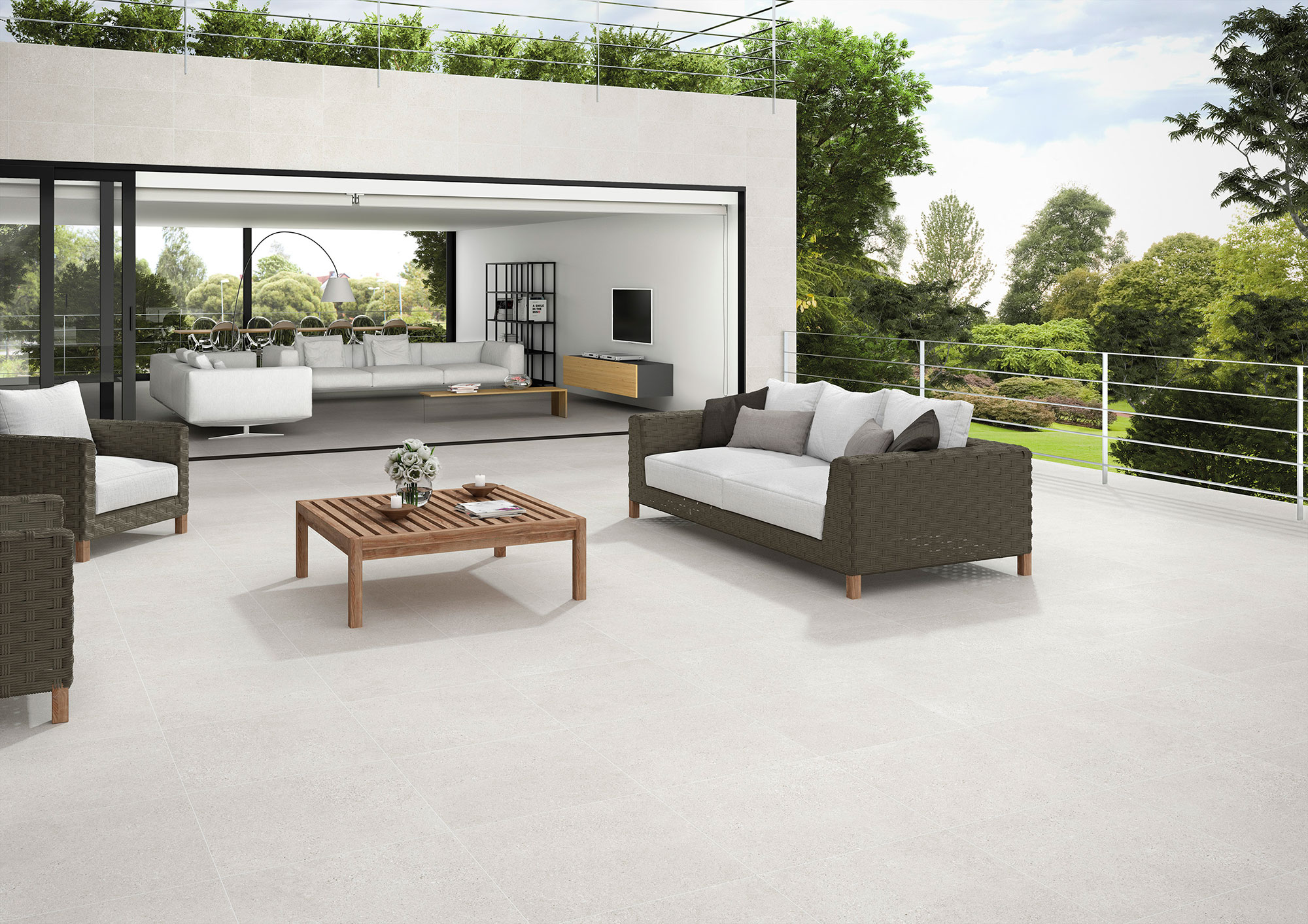 STN-HOMESTONE-RESTIYLING-REC-6000-CMYK Terraza con salón abierto, pavimento cerámico claro, mobiliario exterior