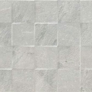Revestimiento cerámico: cuadrados texturizados gris claro con patrón mosaico