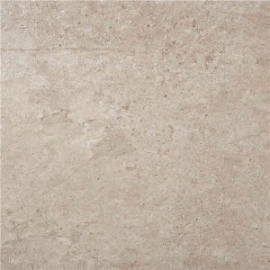 Azulejo cerámico beige con textura de piedra y acabado mate