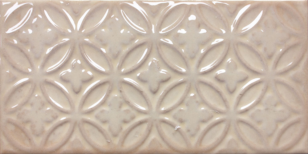 Beige-Zurbaran