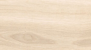 MIRO_NUBOLE_25x150 Baldosa cerámica efecto madera clara con nudos y vetas horizontales