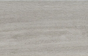 Baldosa cerámica efecto madera gris claro con vetas horizontales